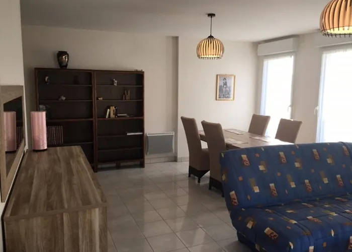 דירה Confort Avec Parking, Proche Et Commerces - Fr-1-197-509 *